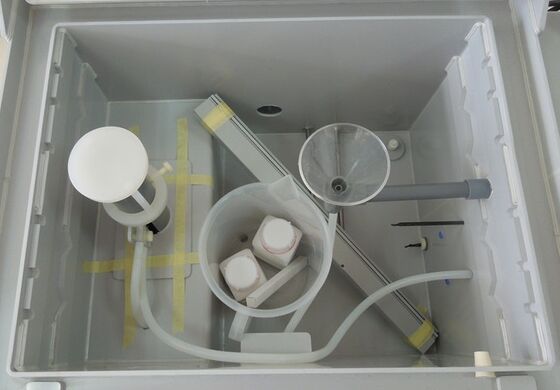 Laboratorio de prueba de corrosión de sal de rociador fotovoltaico Máquina de prueba de corrosión de sal de rociador módulo fotovoltaico equipo de prueba de envejecimiento de sal de rociador